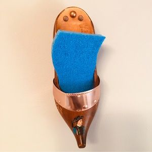 Vintage* Hand Carved Wood Clog/Shoe Hanging Laundry Room Brush Holder/Display